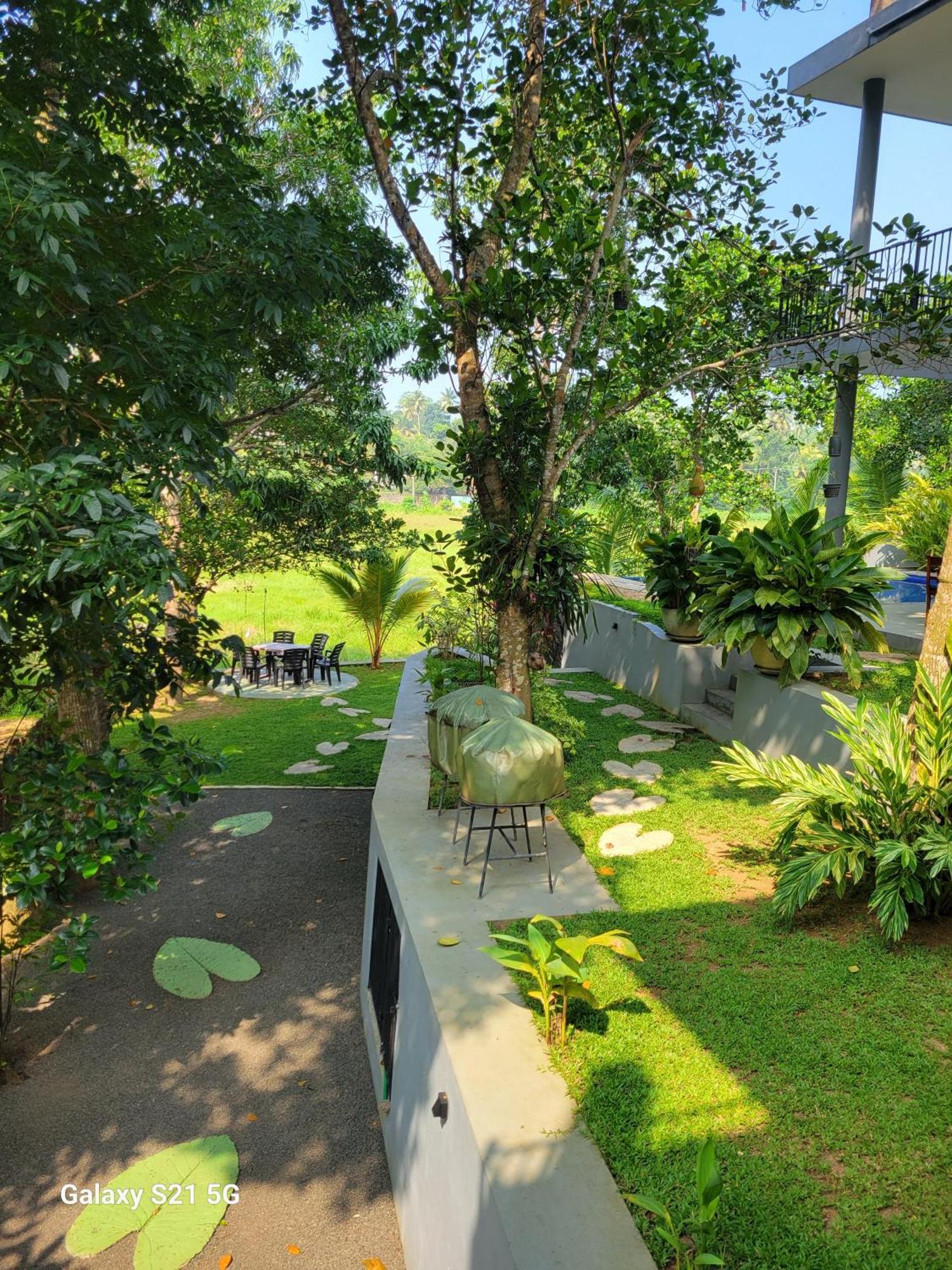 Barefoot Bungalow Hikka هيكادوفا المظهر الخارجي الصورة